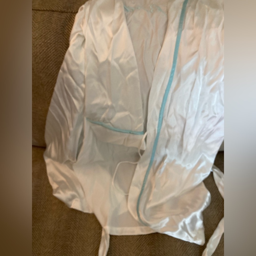 Bride Robe Bundle - One Size Fits Most - Picture 10 of 16